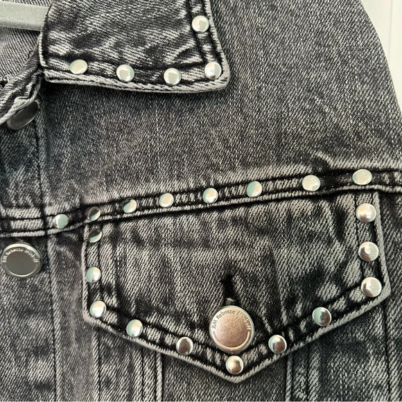 Rebecca Minkoff NWOT Riveted Crop Denim Jacket MEDIUM Charcoal Gray - Picture 4 of 7